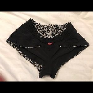 Lululemon boy short swimwear size 8